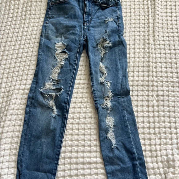 American Eagle Outfitters Women's Blue Distressed Jeans - Picture 2 of 3